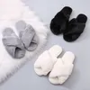 Winter Home Fashion Women Faux Fur Slippers Cozy Short Soft Plush Fluffy Furry Slides for Ladies Shoes Indoor House Whosale 2020