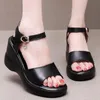 Voor dropship Big Size Fashion Leisure Office Lady Black Platform Comfy Walking High Heel Summer Sandals Wedges schoenen Vrouwjurk