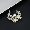 Romantic European and American Fashion Womens Clothing Uniforms Wedding Brooch Light Luxury Jewelry Birthday Gift