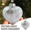 Décorations d'ornement commémoratif de Noël 2021, boule de plumes transparente en plastique en forme de cœur de 10 cm/3,93 pouces pour cadeau pendentif suspendu commémoratif d'arbre de Noël