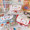 Potloodzakken Yisuremia Kawaii Bag Pen Case 2 Laag Hoge capaciteit Potloden Zak GRATIS 1PC DIY Sticker School Stationery Girl Cadeau