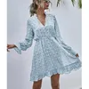 Casual jurken vrouwen pompon ruches lange mouw veter-up jurk 2022 lente dames solid v nek a-line tunic kantoor mini vestidos