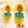 Winter aardbei slippers kinderen peuter meisje flip flop baby jongens bont glijbanen katoen indoor schoenen warm pluizig huis kinderen slipp h0914