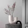 Vase céramique nordique Simple Flower Pot Accueil Accessoires Accessoires Salon Intérieur Office de bureau Table de bureau Chambre Décor Jardin 211222