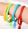 Sensory Toys Solid Zip Zipper Armband Alla åldrar Stress Reliever Bangle Wristband Bright Candy Colors Armband9745522