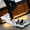 Kvinnors Vulkanisera Skor Chunky Sneakers Mode Andningsbar Tjock Bottom Platform Casual Running Sko för Kvinna Kvinna 2020 Y0907