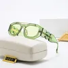 Solglasögon för män och kvinnor Sommarstil Unisex Sun Glasses1441 Anti-ultraviolett Retro Shield Lens Plate Full Frame Fashion Eyeglasses Free Kom med Paket 53mm