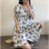 Verão Sweet Kawaii Dress Mulheres Buff Manga Backless Vestido Floral Praia Vestido Coreano Bandagem Escritório Senhora 210521