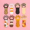 apribottiglie modelloo Silicone Cat Claw Design Soda Beer Bottle Cap Opener Multifunzione Cartoon Magnete per frigorifero Utensili da bar da cucina