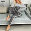 Spring Ladies Sets Sportswear Long Sleeve One-shoulder Printed Heart Tops Leopard Print Trousers Autumn Women Casual Suit X0428