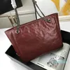 Designer shopping bags Women fashion shoulder bags 35cm wide large volume oil wax cow leather nice touch top quality hardware Lowest prices