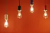 Lâmpada de vela de filamento LED regulável C35 2W 4W 6W E14 Lâmpadas de luz 110V 220V Lustres de cristal de vidro transparente Pingente Luzes de chão Lâmpada Edison