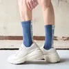 Calzini tubolari da uomo autunno e inverno street fashion calzini da basket lettere calze sportive sportive traspiranti X0710