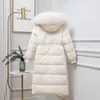 冬の女性の大きな自然の毛皮の襟長いパーカー厚い暖かい90％ホワイトアヒルコートスリーブスノージャケット210430