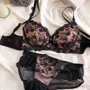 NXY SEXY SET2021 DAISY BRODERIE LACE LAGERIE Briess Suit Sexy Soft Steel Ring Super Girno Girno Flower Femme sous-vêtements 1127