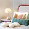 Feather Tafellampen Slaapkamer Bedlampjes Nordic Girl Netto Rood Armatuur Tafeldecoratie Warm Romantisch Werk Bureaulamp Deco Maison