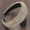 Lyxiga bejeweled vadderade pannband mode lyxiga rhinestones svamp hårband för kvinnor flickor glittrande nyhet hårklipp