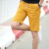 夏の男性のショーツカジュアルな緩いトリミングズボンスポーツショーツニットストレートパンツコットンショート4XL 210712