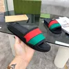 Ontwerper Heren Dames Zomer Paar Groene Dubbele Slippers Europees Station Luxe Merk Strand Antislip Herensandalen Slippers Dragen