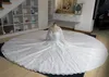 2022 Lyxig spets Bröllopsklänning Långärmade Bateau Applique Princess Empire Waist Bridal Dresses Plus Size Bride Vestidos de Novia