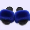 Designers Womens Plush Pantoufles Populaire Fluffy Fourrure Diapositives Flip Sandales Plage Femme Chaussures Mocassins