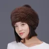Bérets naturels pour femmes hiver chute chaude casquettes tricotées grises beige couleurs rouges grandes pom hats sacs h126