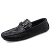 Padrão de crocodilo homens sapatos casuais homens vestido sapatos loafer sapatos homens de couro genuíno deslizamento mocassins manluxury lazer