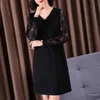 Autumn Winter V Neck Lace Long Sleeve Splicing Women's Dress Casual Loose Midi Female Chic Black Straight es 210526