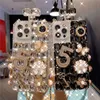 Luksusowy Bling Glitter Full Diamond Cases Perfumy Butelka Korona Dyni Samochód Wisiorek Niedźwiedź Z Smyczką Łańcuchową dla iPhone 13 12 Mini 11 Pro Max 8 7 6 6s Plus