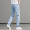 Męskie dżinsy 2022 jasnoniebieskie regularne dopasowanie biznes moda proste spodnie stretch spodnie męskie marki
