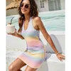 Print Knit Bodycon 드레스 여성 여름 섹시한 Y2K 고삐 V 넥 홀리데이 비치 Sundress 슬림 민소매 무지개 미니 드레스 210515