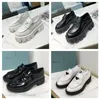 Платформа Женская качественная повседневная обувь Desinger Triangle Logo Черные матовые высокие кроссовки Cloudbust Classic Men Shoe Loaf Patent Monolith Pbxi