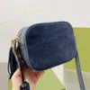 Tasarımcı çantaları omuz çanta çantaları cüzdan kılıf çanta çanta kamera crossbody flep kadife harfler düz püskül fermuar ayarlanabilir kayışlar debriyaj lüks kadın çanta