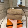 Fashional Flap Black Pink One Shoulder Crossbody Bags For Women Ladies Girls Summer Guft läderbutik Brown Cross Body Hand Bag307i