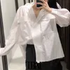 Women Fashion With Pockets Loose White Blouses Vintage Long Sleeve Button-up Female Shirts Blusas Chic Tops 210507