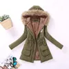 2021 Yeni Sonbahar Kış Kadın Parkas Pamuk Ceket Yastıklı Rahat Ince Coat Emboridery Kapüşonlu Parkas Boyutu 3XL Gövde Palto