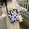 Мода коровы узор рюкзак корейский стиль дикие девушки женские шики дикий кросс-корпусный кошелек дэйна случайные путешествия Satchel y1105