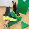 Diseñador para mujer TIRE Bota de cuero Martin damas Tobillo invierno Chelsea Moda Antideslizante Onda de color Suela de goma Elástico bottines zapatos