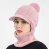 Bonnets d'oreille tricotés pour femmes d'hiver bavoir européen et américain en laine tout-en-un chapeau chaud masques de cyclisme