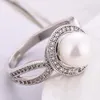 Stor imitation pärla ringar kvinnor mode twist ring elegant bröllop förlovning smycken droppe z5l156 kluster