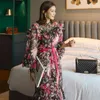 Koreaanse versie patroon 2-delige set temperament jurk + jarretel chiffon print ruches lange mouw 210506