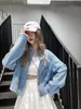 Jackets femininos outono feminino 2022 Influenciador online Tassel Padrão vertical Blue Light Denim Casaco curto Moda simples das mulheres