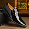 Hommes mocassins affaires italiennes chaussures en cuir verni formelles bout pointu homme chaussures habillées Oxfords fête de mariage porter des chaussures hommes