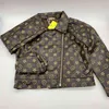 Autunno Inverno Giacca di pelle Neonata Ragazzo Cappotto per bambini Abbigliamento marrone freddo Lettera finta spessa 211204