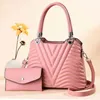 2 sztuk / zestaw Torebka Moda Torebki Ramię Kobiety Tote Torba Z Portfel Piękno Duffel Torebki Casual Designer Messenger Crossbody Torby PU Panie Panie