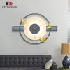 Horloges murales Horloge en métal unique Design moderne Luxe Creative Lumineux Lueur dans le noir Horloge Murale Montres