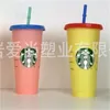 2021 24 Unzen Farbwechsel Tumbler Plastik Trinksaft-Tasse mit Lippe und Strohmiefter Kaffeetasse Costom Starbucks Farbe ändern 370 s2
