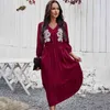 Seksi Boho Elbise Kadın Yaz Tatil Rahat Nakış Orta Buzağı Bohemian kadın Büyük Salıncak Kırmızı Elbise Vestidos 210508