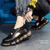 2021 الاحذية الصنادل الرومانية سميكة سوليد تنس الرجال أبيض أسود الصيف الكورية الأزياء عارضة حذاء كبير الحجم تنفس أحذية رياضية الجري # A0002