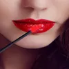 Pinceaux de maquillage 100 pcs pinceau à lèvres jetables femmes accessoires en gros baguettes brillantes applicateur applicateur parfait outil mode jolie